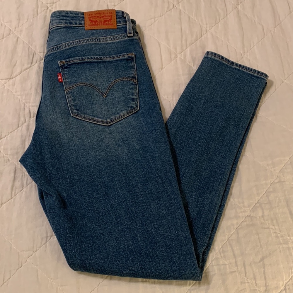 Levi’s High Rise Skinny Jeans